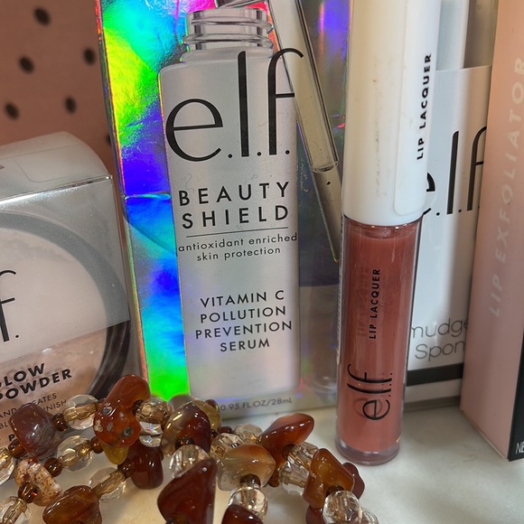 LARGE BUNDLE OF BEAUTY PRODUCTS & JEWELRY W/Lg. Cosmetic Bag - Picture 4 of 17